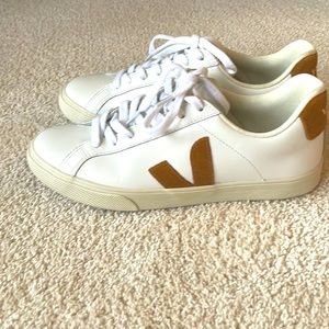 Veja Sneakers